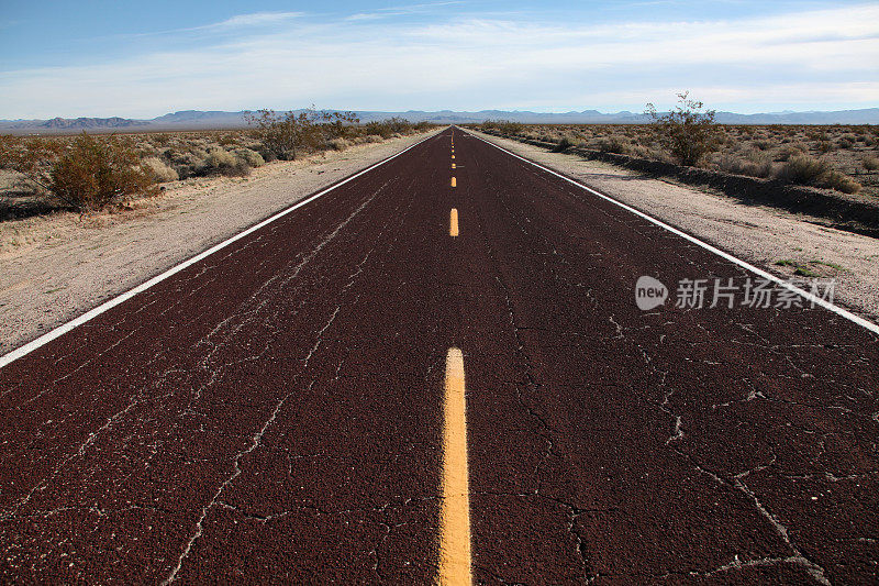 直沙漠公路