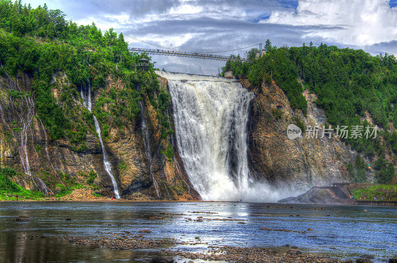 加拿大魁北克市的蒙莫伦西瀑布