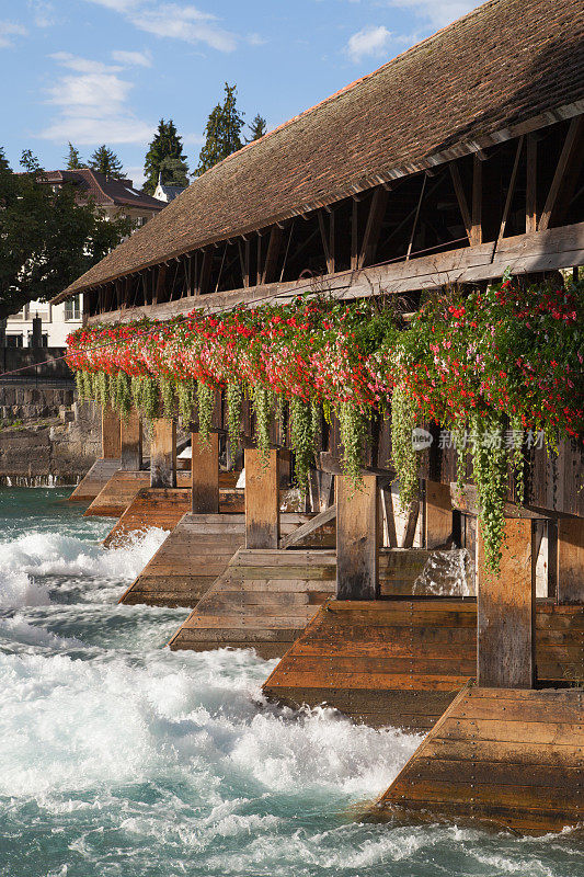 瑞士传统木桥