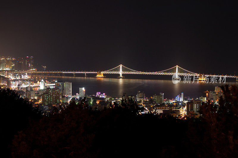 韩国釜山的夜晚