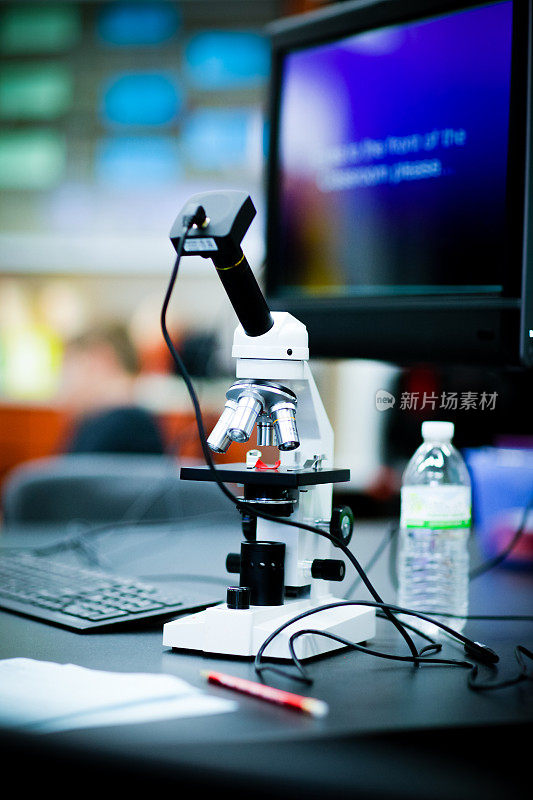 STEM实验室中的数字教室显微镜