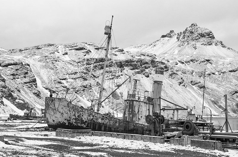 南乔治亚岛被遗弃的捕鲸船