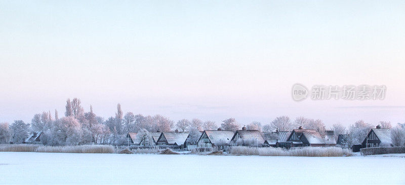 冬天的小村庄
