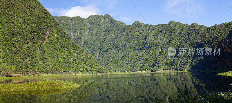 大Étang在Réunion岛的全景