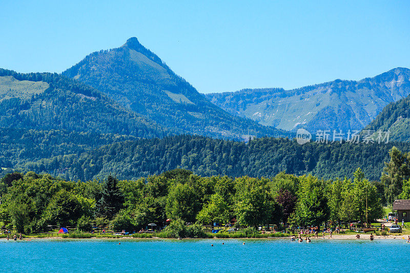 奥地利沃尔夫冈湖风景到圣沃尔夫冈夏季海滨