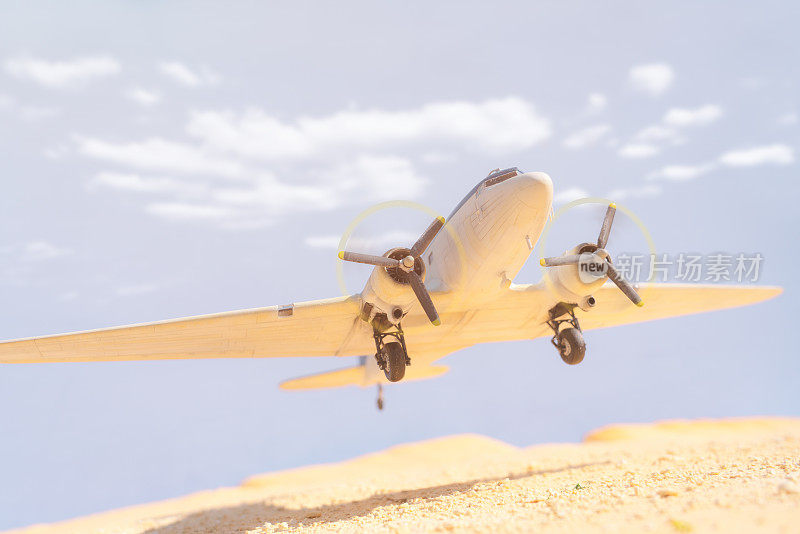 DC-3型号达科他飞越沙漠