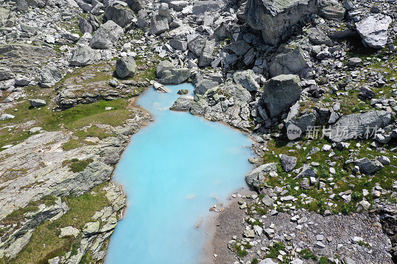 美丽的小山湖