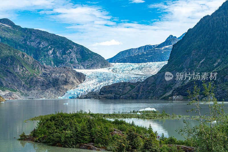 阿拉斯加朱诺的门登霍尔湖景