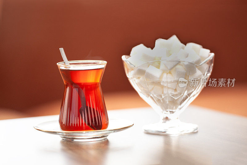 土耳其茶，方糖，茶壶