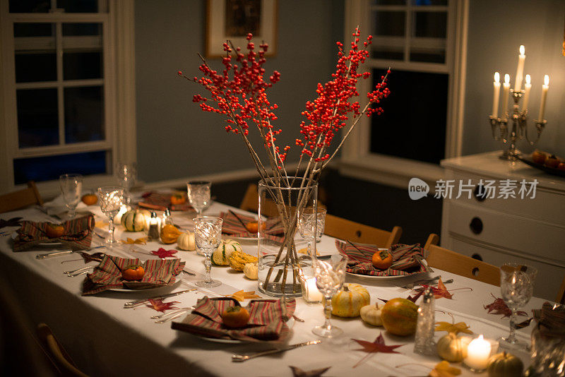 感恩节餐桌布置