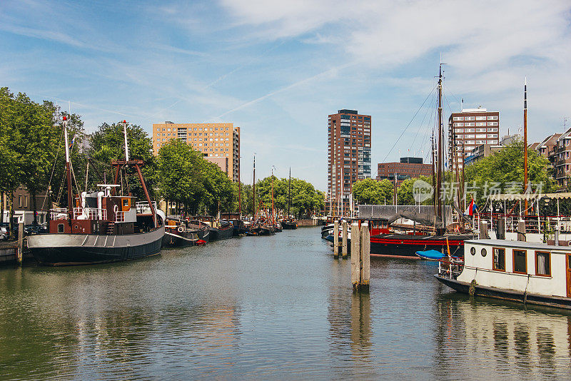 运河在鹿特丹