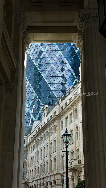 伦敦建筑:现代与古典的对比