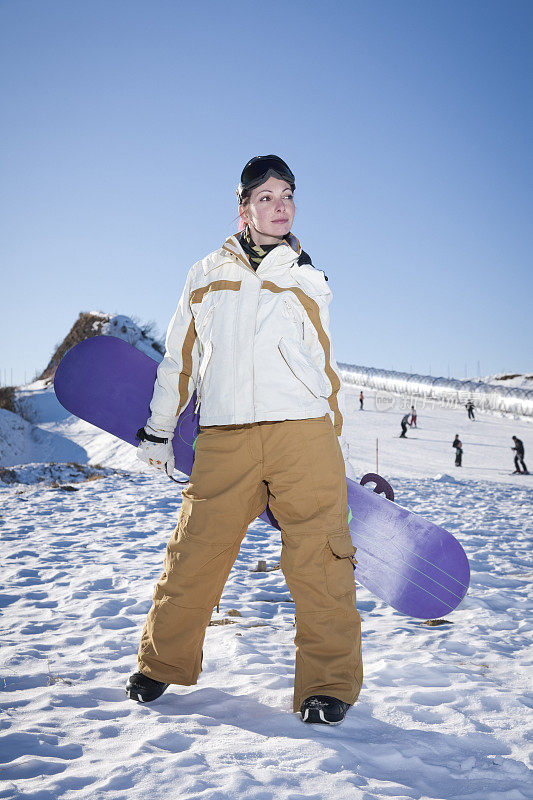 女人滑雪板