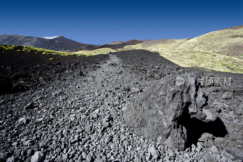 埃特纳火山的熔岩领域