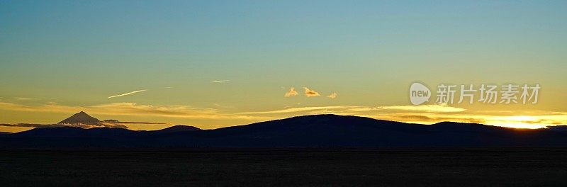 太沙士达山日落