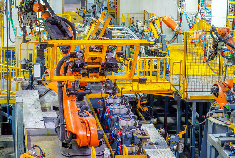 汽车生产线的机器人