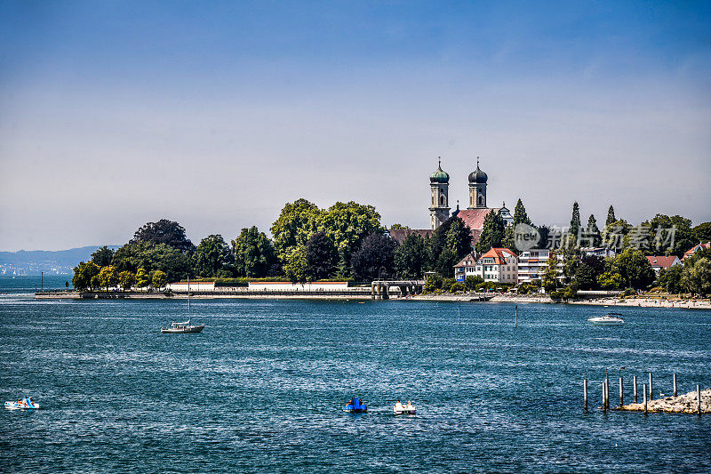 德国Friedrichshafen码头Bodensee上的Schlosskirche