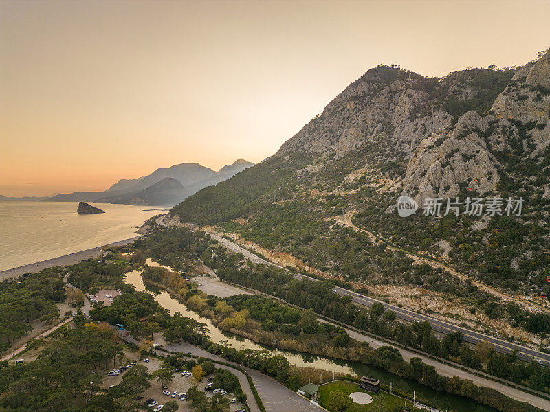 鸟瞰山景