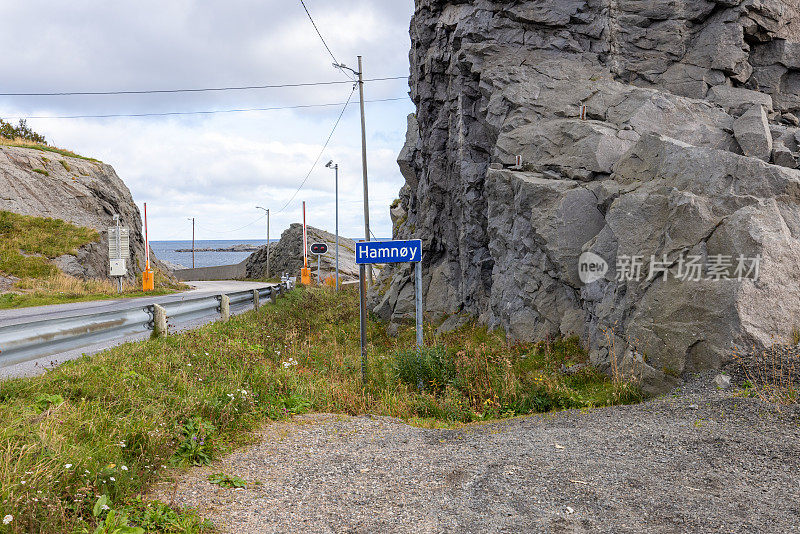 罗弗敦群岛的Hamnøy村路标