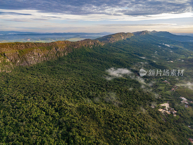 米纳斯吉拉斯州的山地景观