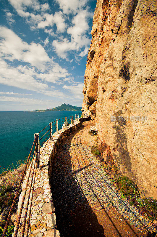 撒丁岛海岸阳台