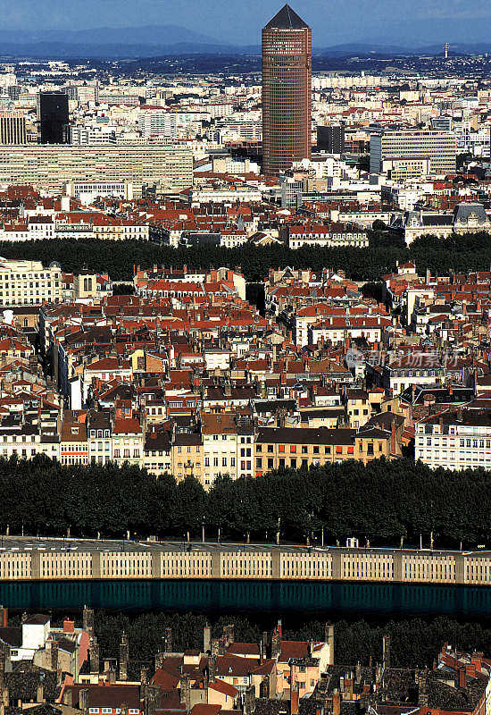 里昂，法国的首都城市Auvergne-Rhône-Alpes地区，坐落在Rhône和Saône河的交汇处-鸟瞰图