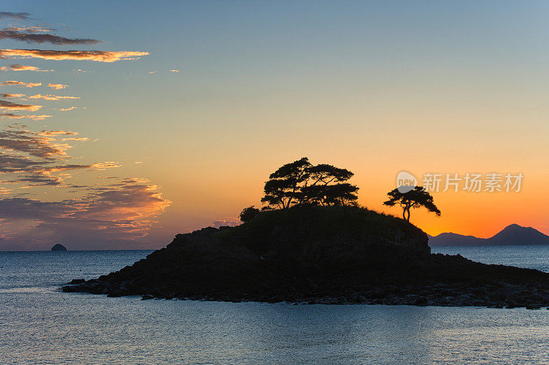 松树岛的日落