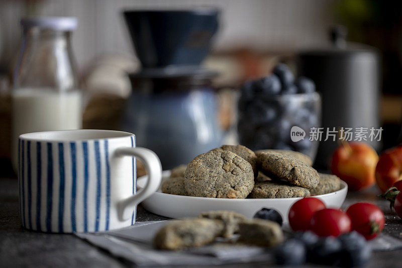 自制芝麻饼干和咖啡休息时间