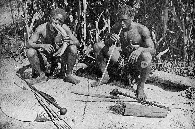 19世纪南非德班的马苏鲁人吸烟
