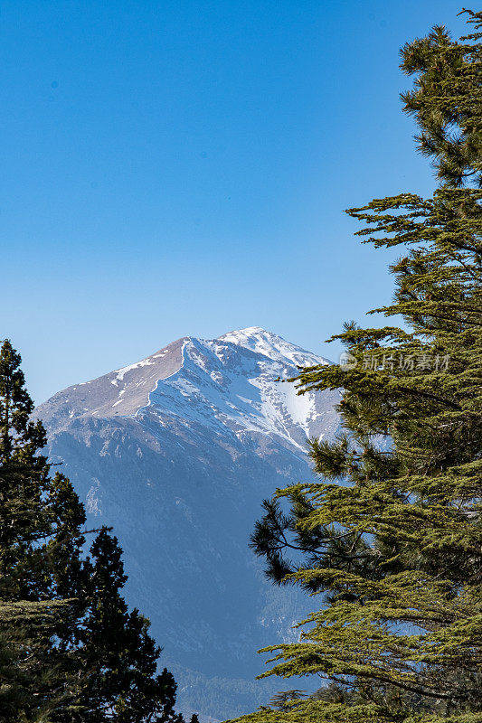 金牛座中部安塔利亚雪山