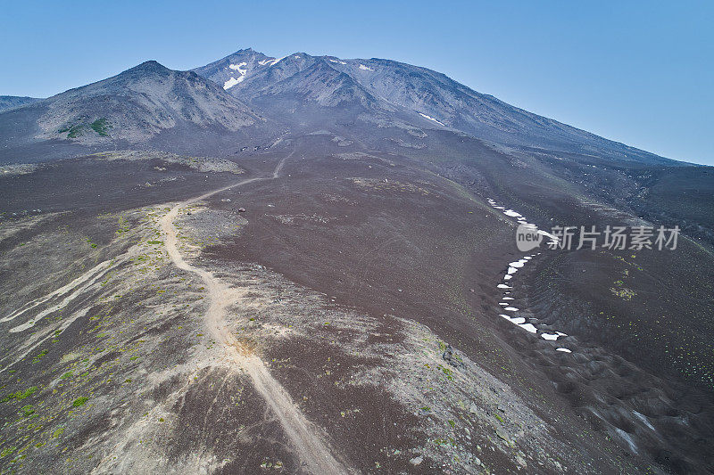 科兹尔斯基火山航拍。