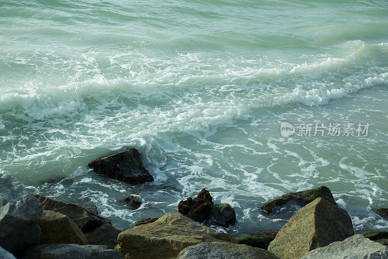 佛罗里达海湾海岸的岩石海岸