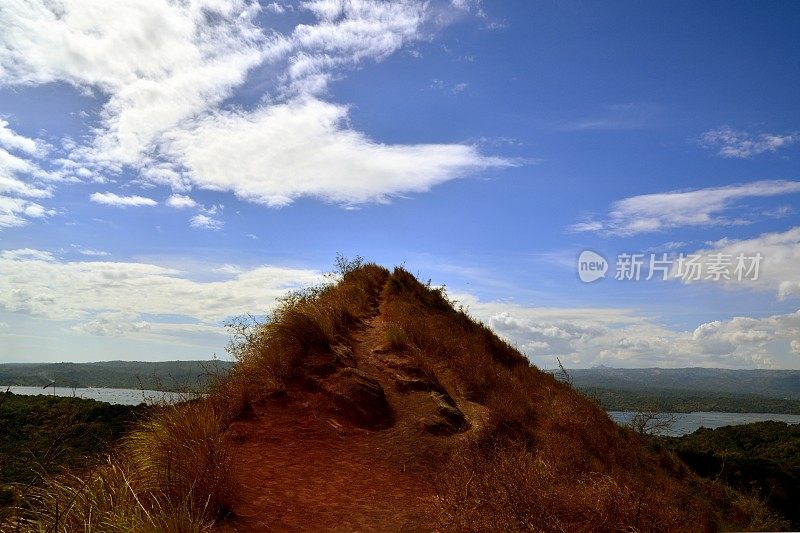 菲律宾塔阿尔火山边缘