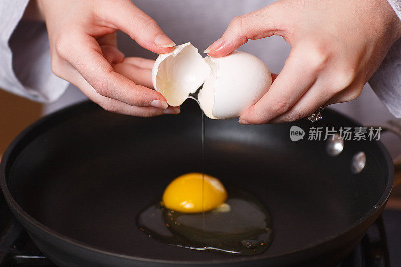 早餐煮鸡蛋