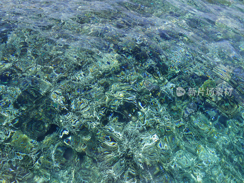 海水细节，塞拉亚岛弗洛雷斯，印度尼西亚