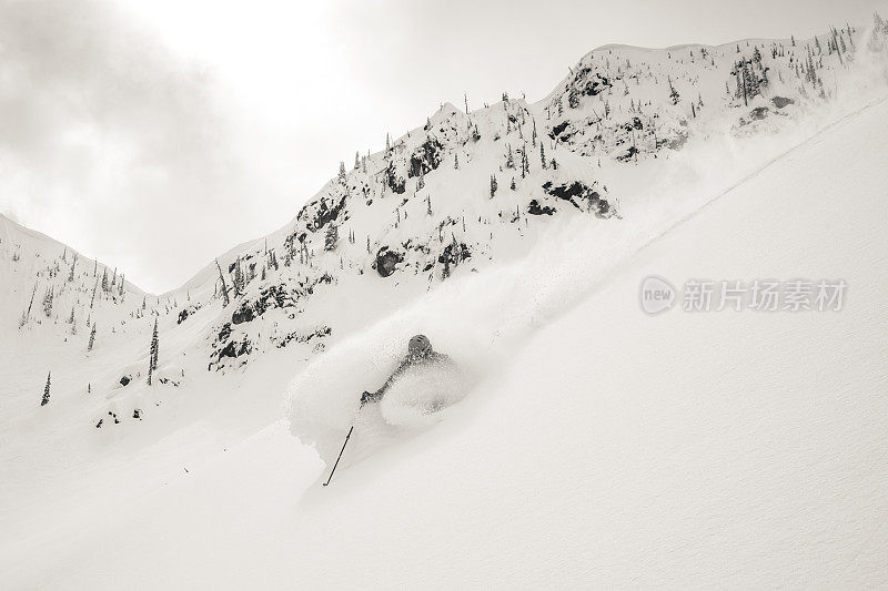 粉滑雪