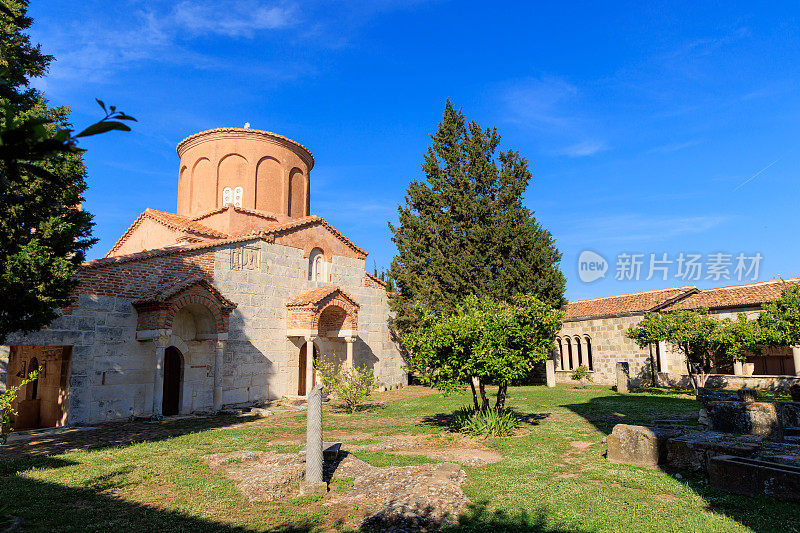 考古遗址中的阿波罗尼亚东正教教堂