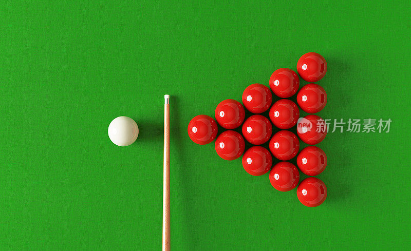 斯诺克概念-台球杆和台球在绿色台球桌