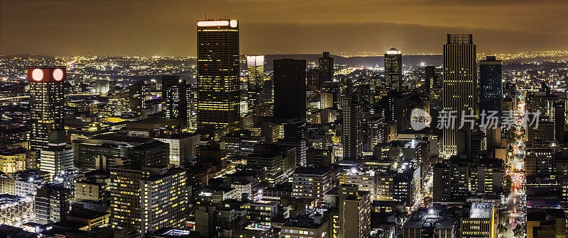 约翰内斯堡市中心的夜景