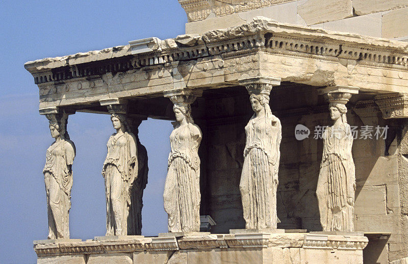 雅典卫城的女像柱