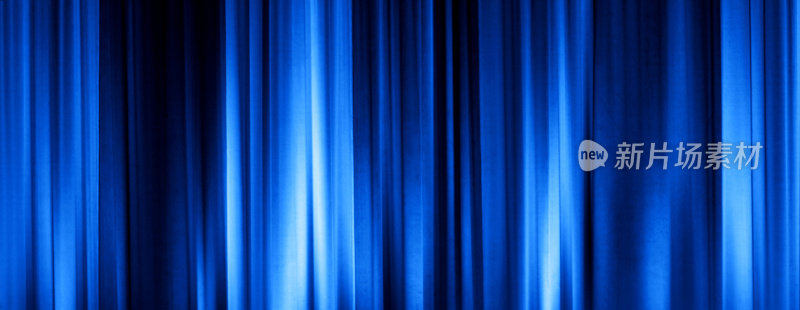 蓝色的电影窗帘