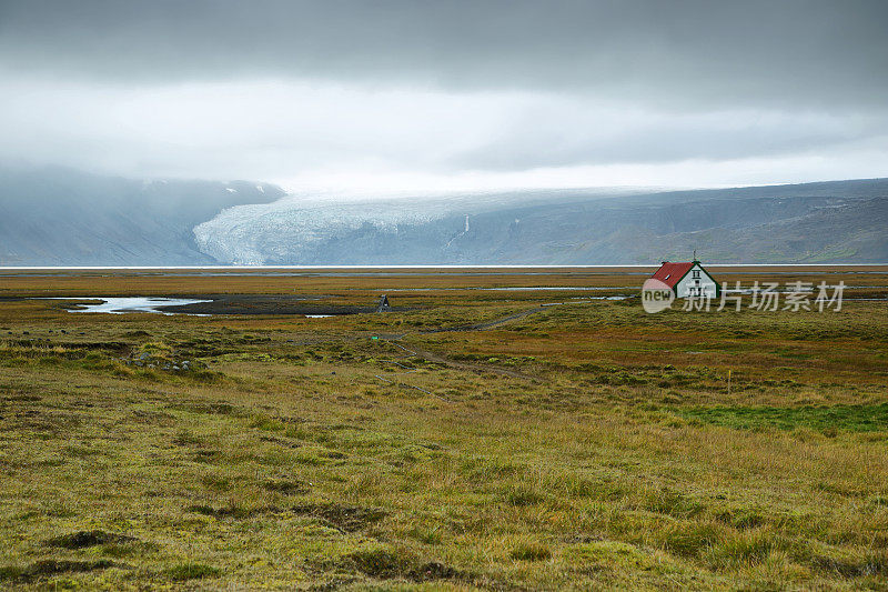 Hvitarnes小屋和Langjokull冰川