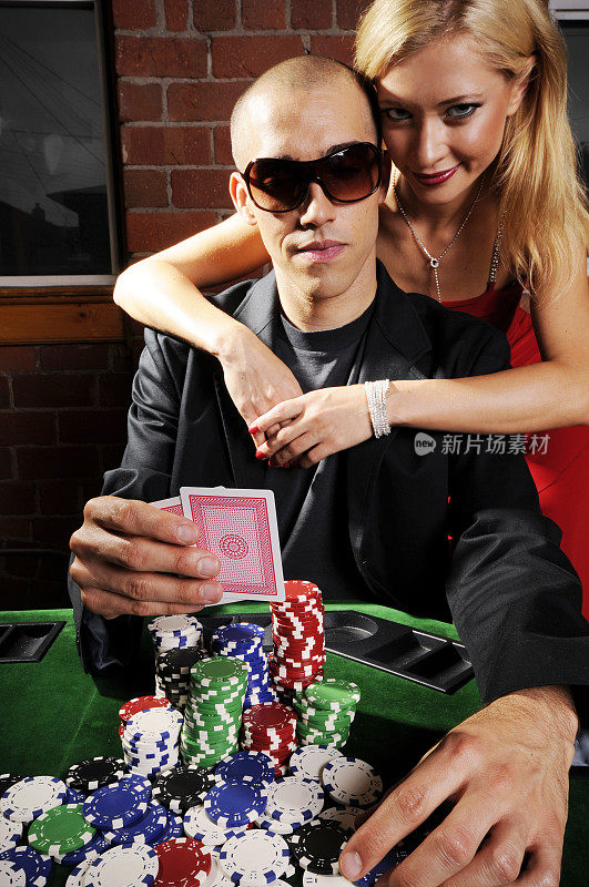 扑克游戏系列:玩家和骨肉皮