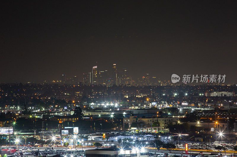 洛杉矶市中心的夜景