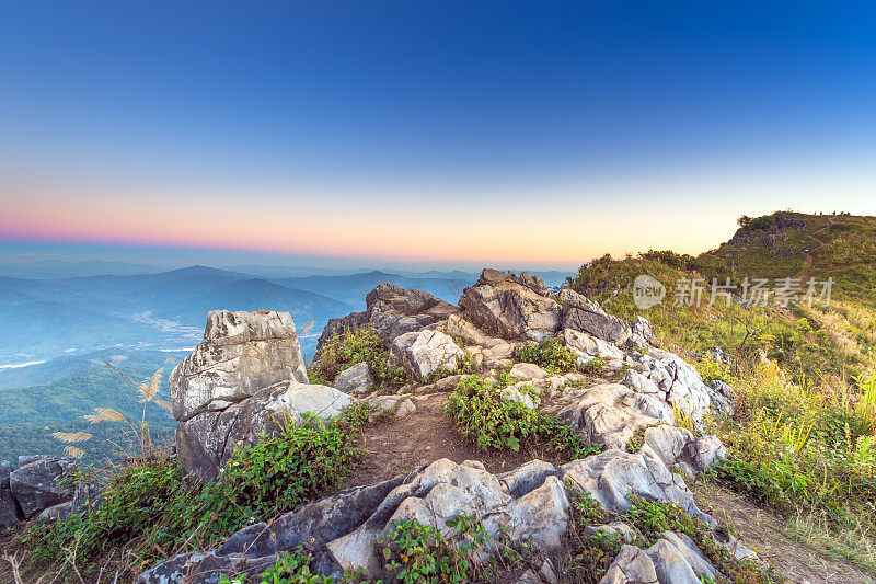 清莱和清迈自然景观，泰国北部日出美景