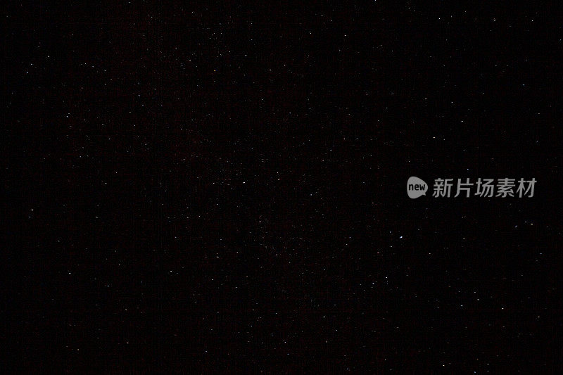 布满星星的夜空