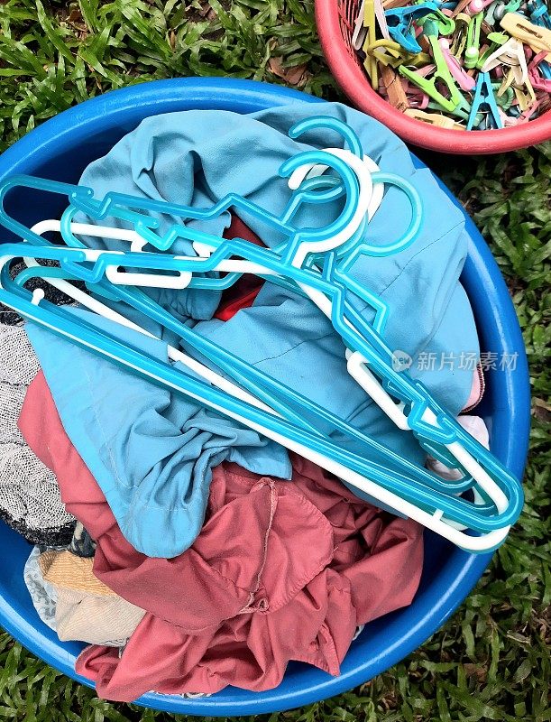 布和床单桶内洗衣(布衣架和挂钩)