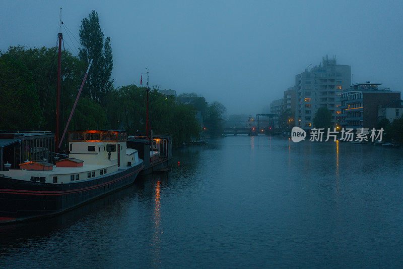 莱顿的夜景