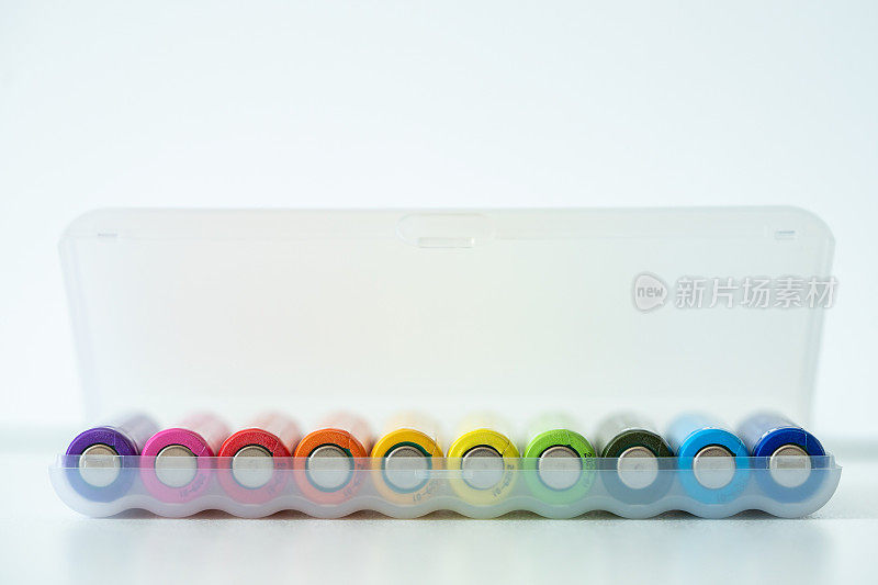 新型彩色AAA电池塑料盒，可充电蓄电池微距镜头，碱性电池