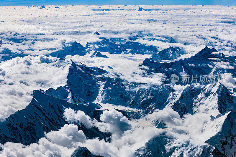 鸟瞰图巴基斯坦山脉，K2，巴基斯坦，喜马拉雅山，中亚